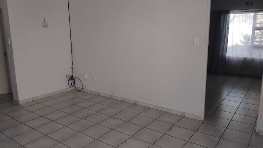 To Let 2 Bedroom Property for Rent in Myburgh Park Western Cape